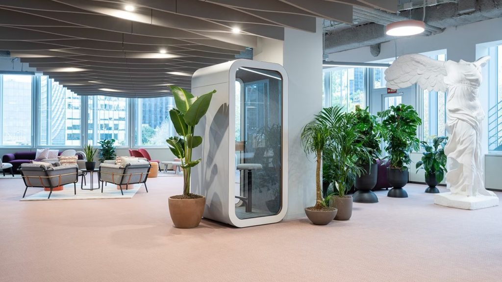 Sustainable office cubicle design